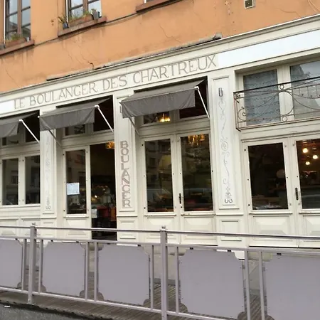 Le 35 Rue Des Chartreux *